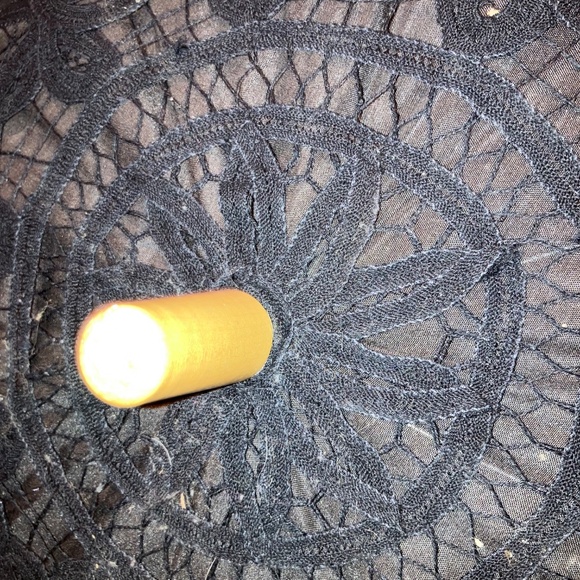 1920s-Style Black Battenberg Lace Parasol with Wood/ Metal Hardware - Picture 4 of 7